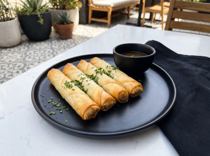 Rakakat Jibneh (Cheese Rolls)